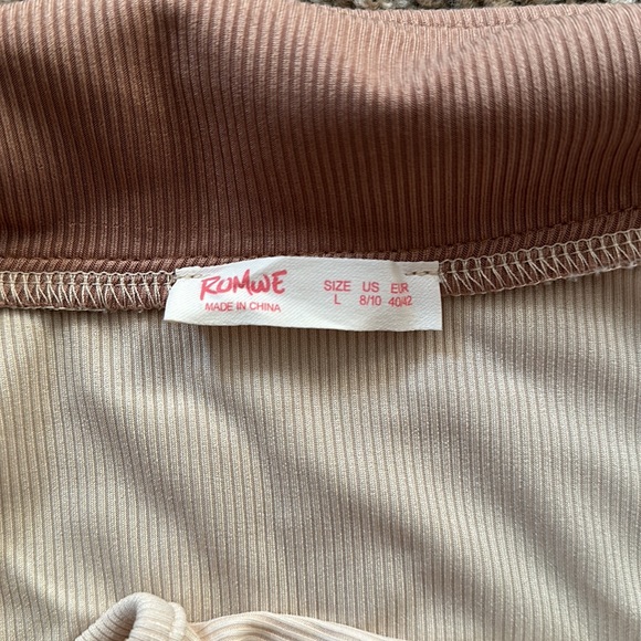 Women’s crop top - Picture 3 of 4